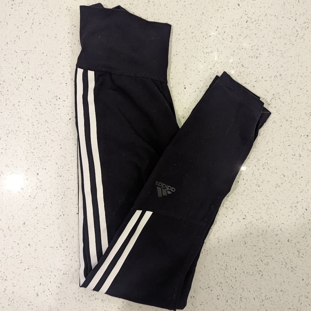 Adidas athletic leggings